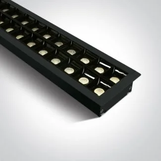 ONE LIGHT 38150BR/B/W Pitrofos czarna oprawa wpuszczana UGR17 3000K 40W + 4 klipsy mocujące, 4 złącza & 2 zaślepki