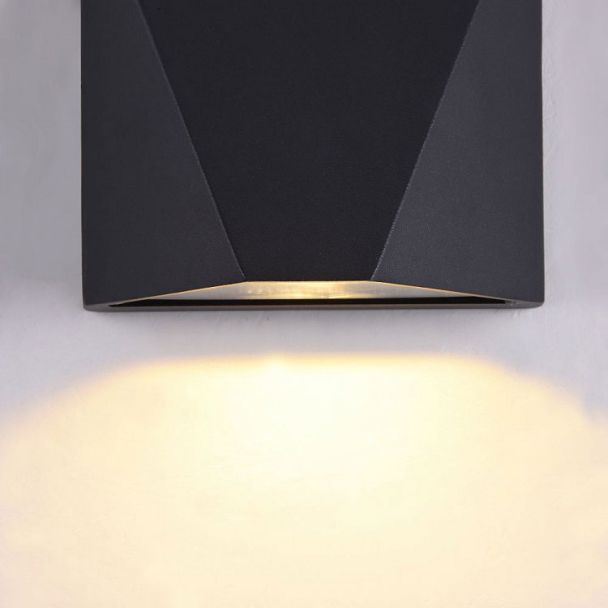 MAYTONI O577WL-L5B Outdoor Beekman Wall Lamp Black