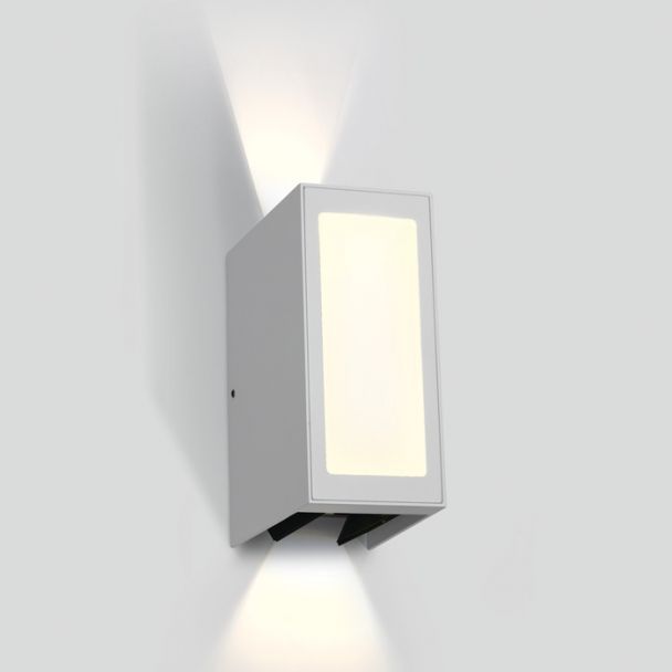 ONE LIGHT 67440/W/W Zavlani biały zewnętrzny kinkiet z regulowaną wiązką LED 3000K 9W IP54